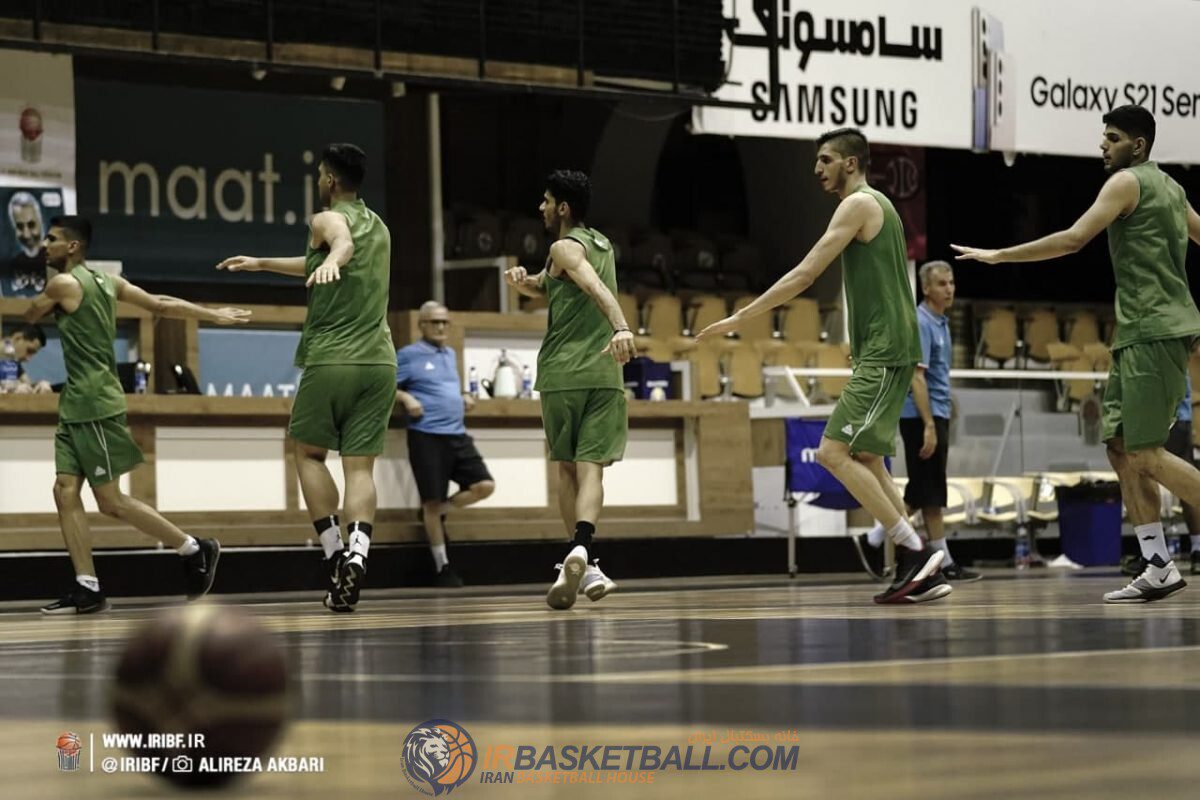 بسکتبال جوانان ایران 6 سانتیمتر کوتاه‌تر از صربستان است