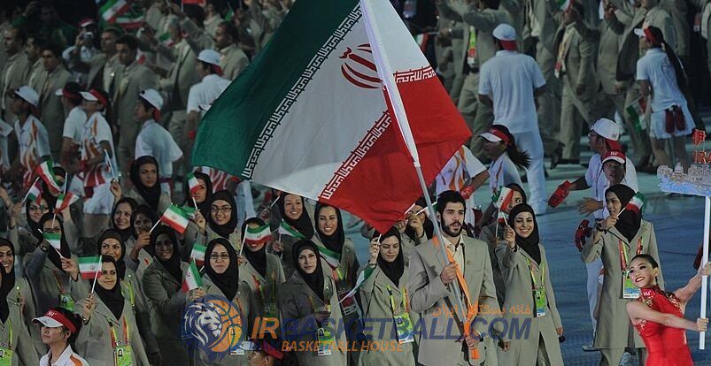 صمد کاپیتان تیم ملی بسکتبال/پرچمدار کاروان ورزش ایران