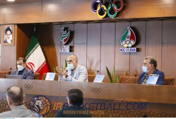 ما با مطالبات و تلاش برای رفع مشکلات‌مان مانند حلقه‌های یک زنجیر به هم متصل هستیم
