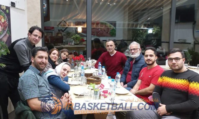 باشگاه افرا سرخ پارسیان