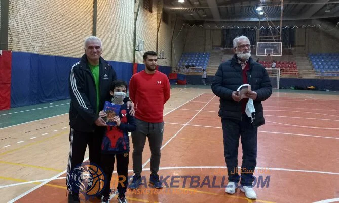 باشگاه افرا سرخ پارسیان